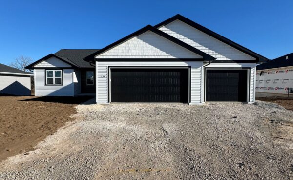 1236 Putnam Drive (Lot 6 Crest Estates), Pulaski, WI 54162