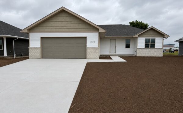 1929 Huffcutt Lane (Lot 2 River North Ridge), Waupaca, WI 54981