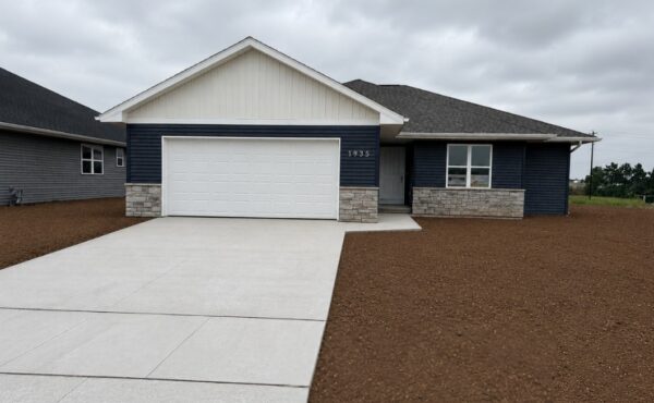 1935 Huffcutt Lane (Lot 4 River North Ridge), Waupaca, WI 54981